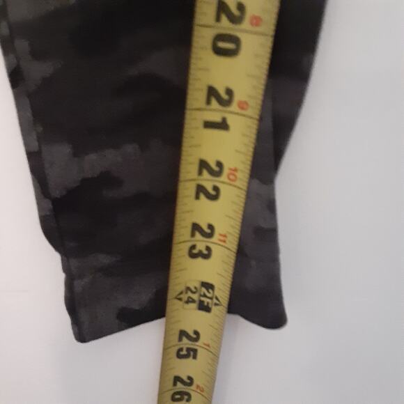 Spanx Leggings Womens Small Gray Camo Stretch - Picture 6 of 6